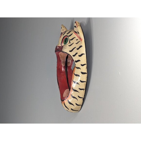 Vintage Cat Head Mirror Balinese Wooden Carved Hand Painted Tiger Striped Tabby - Picture 9 of 10